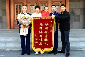 危急时刻挺身而出！森林消防员训练途中勇救落水群众图片