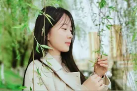 一家出三位作家 98年抚州美女教师加入江西省作家协会图片