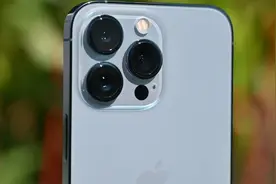 新专利显示iPhone用户将简单直接地看到广角和超广角镜头区别图片