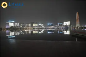 超炫，昨晚龙湖金融岛首次全面亮灯图片