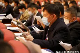 烟台市政协委员刘雪峰：推进烟台职业教育高质量发展图片