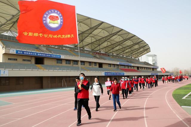 ��ͼحӭ���ˣ�Ȥζ�˶�չ����