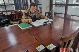 46岁研究生参加高考重返校园，2年后再也没法低调了图片