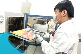 3·15消费实验室｜硅胶锅铲高温炒菜有“毒”？实验揭开硅胶制品“真面目”图片