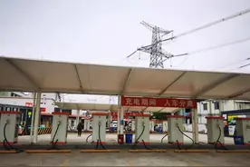 广东出手整治“挖矿”：广州一“矿场”藏身电动车充电站被查图片