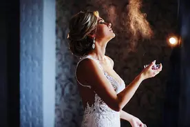 调香师：商战硝烟中的气味艺术家图片