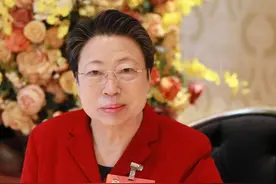 李秀华委员：加强立法保障 建设高水平护士队伍图片