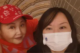 魔都女白领回应“裸辞百万年薪工作”：在上海不算高，只想陪伴病重母亲图片