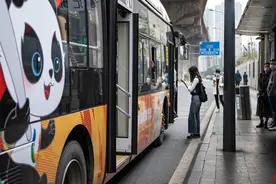 大运快速公交正式上线！串联成都城东多个打卡地图片