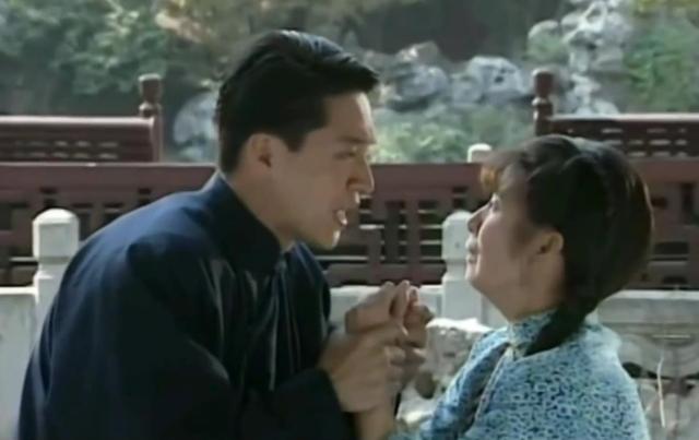 想当年丨《青青河边草》，悠悠天不老