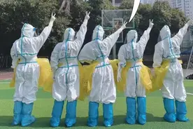 “我怀念爬楼送餐的样子”，外卖小哥的留言让整个深圳破防图片