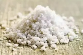春季受凉腰腿痛？这么用盐，把“寒湿”赶跑！止痛效果好图片