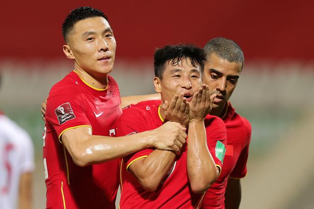李铁国足最新名单为什么没有武磊（武磊为何落选国足名单李霄鹏不会用的球员）