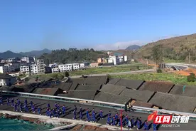 沙洲日记｜暖心的红色“表演”图片