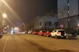 车位收费月超千元，“高租金”背后有何博弈？图片