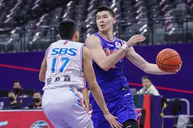 单场50分创职业生涯新高，阿不都沙拉木全能战士归来图片