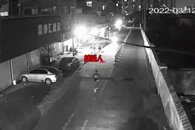 浙江这位外卖骑手“花木兰”火了！送餐途中突遇抢包，她上演教科书式见义勇为图片