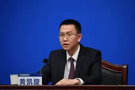 天河区三个街道部分区域划定为封控区、管控区，33个采样点已采样31377人图片