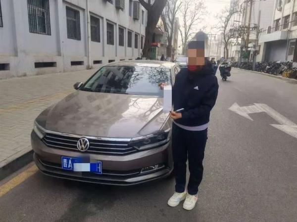 错过路口后铤而走“险”！太原一男子倒车被处罚