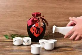 “省内第二”之争差距变小：迎驾贡酒追赶口子窖，徽酒内卷对手已不在皖图片