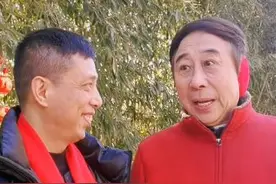 冯巩经纪团队否认吐槽国足，称相声作品就要紧扣时代反映社会现象图片