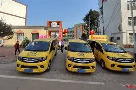实地走访山村“小校车”：如何既方便学生赢了口碑，又能收获经营的“金杯”？图片