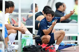 极目锐评｜范志毅怒怼球迷，失去理性的口水仗可以休矣图片