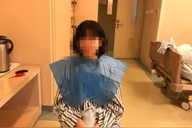 “世界以痛吻我，我要报之以歌。”杭州那个爸爸走了、妈妈入狱的白血病女孩回学校了图片