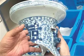 打捞“时间胶囊”图片