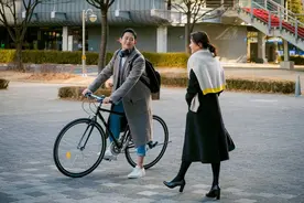 《请吃饭的漂亮姐姐》又小火一把，这部剧的导演安畔锡值得期待图片