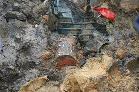 全面排查风险隐患，守住各行业安全底线 | 新京报快评图片