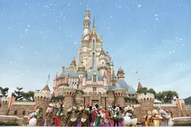 疫情下的迪士尼：闭园、亏损、越来越“卷”图片