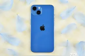 iPhone 13购机福利：加9元送20W充电头，仅限部分机型图片