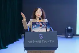落实“四级心理健康体系”构建！山东圣翰学院举办心理健康培训图片