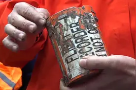 找到两个黑匣子即可揭秘东航坠机事故原因？专家：还需更多证据图片