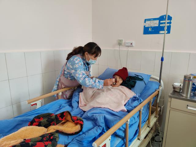 在忌讳死亡的乡镇，卫生院尝试让临终老人“走”好