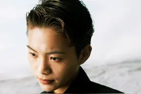 展示运动之美！王霜为杂志拍摄个人大片图片