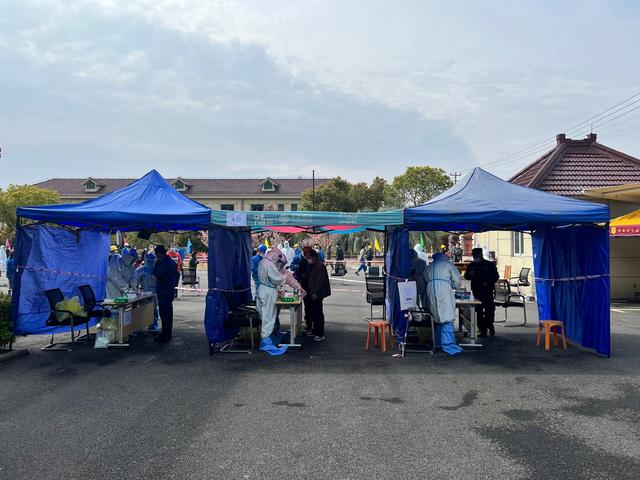 1米线变2米线，上海金山这个村优化第二轮核酸筛查流程