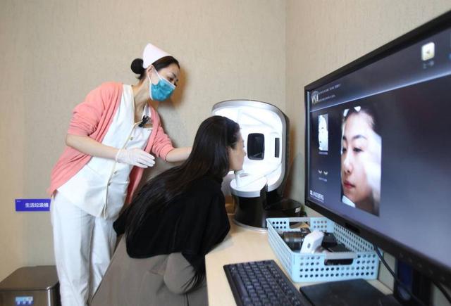 治疗鸡皮肤用的仪器