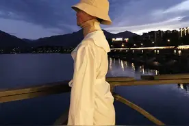 双手截肢全脸毁容，23岁烧伤女孩3年12次手术“重生”：我还想变美图片