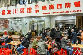 成都15元一位的“自助餐性价比之王”：不会亏，薄利多销图片