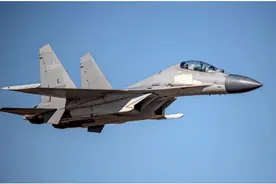 台媒：2架次解放军“歼-16”战机昨夜再度进入台西南空域，“单日共13架次”图片