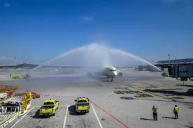 马来西亚4月1日起开放国门，结束3年边境封锁限制图片