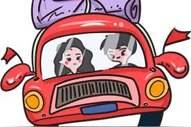 被撞了！限高架表示自己“很受伤”...图片