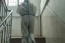 铿锵玫瑰绽放在防疫一线——深圳市直单位和市属国企11名女干部下沉下沙社区防疫图片