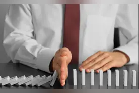 部分银行停止自动理财业务，但基金类、存款类产品仍可签约图片