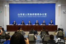 山东选派1100余名医护人员和核酸检测人员携带相关医疗器械设备支援上海图片