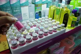 美瞳市场乱象调查：拿货价9.9元！代理门槛偏低，无需审查资质图片