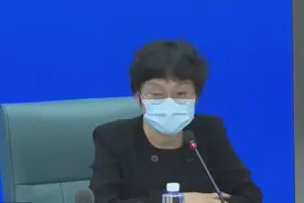 “抢菜难、配送慢”怎么办？美团：社区集单和社区团餐已上线，自动配送车已投入使用丨疫情防控新闻发布会图片