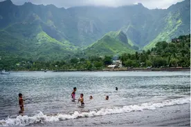 这个太平洋中心的岛屿群，欧洲人第一次抵达时发生了什么图片